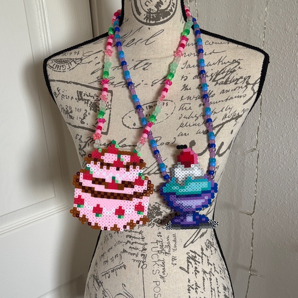Colorful Beaded Cupcake Necklaces – Kawaii Rave Festival Jewelry Sweet Charm
